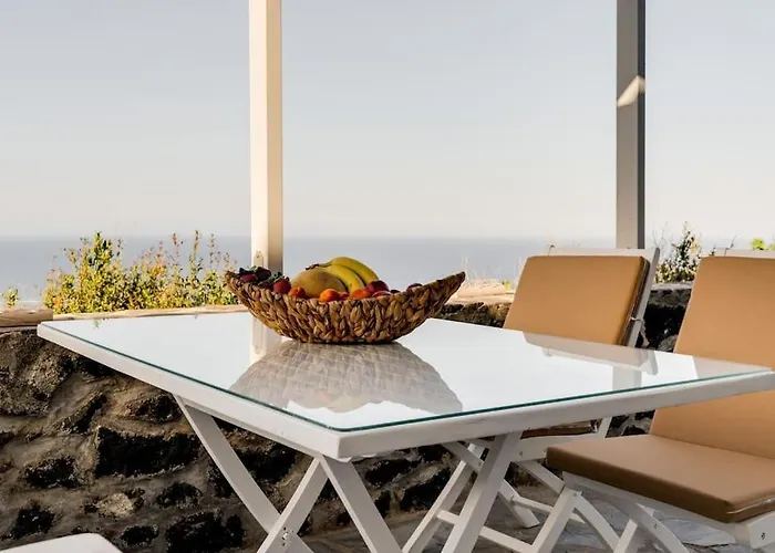 Sylvia's * Vourvoúlos