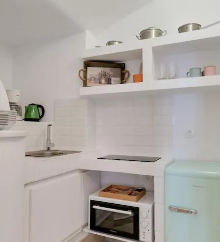 Sylvia's Villa Vourvoulos